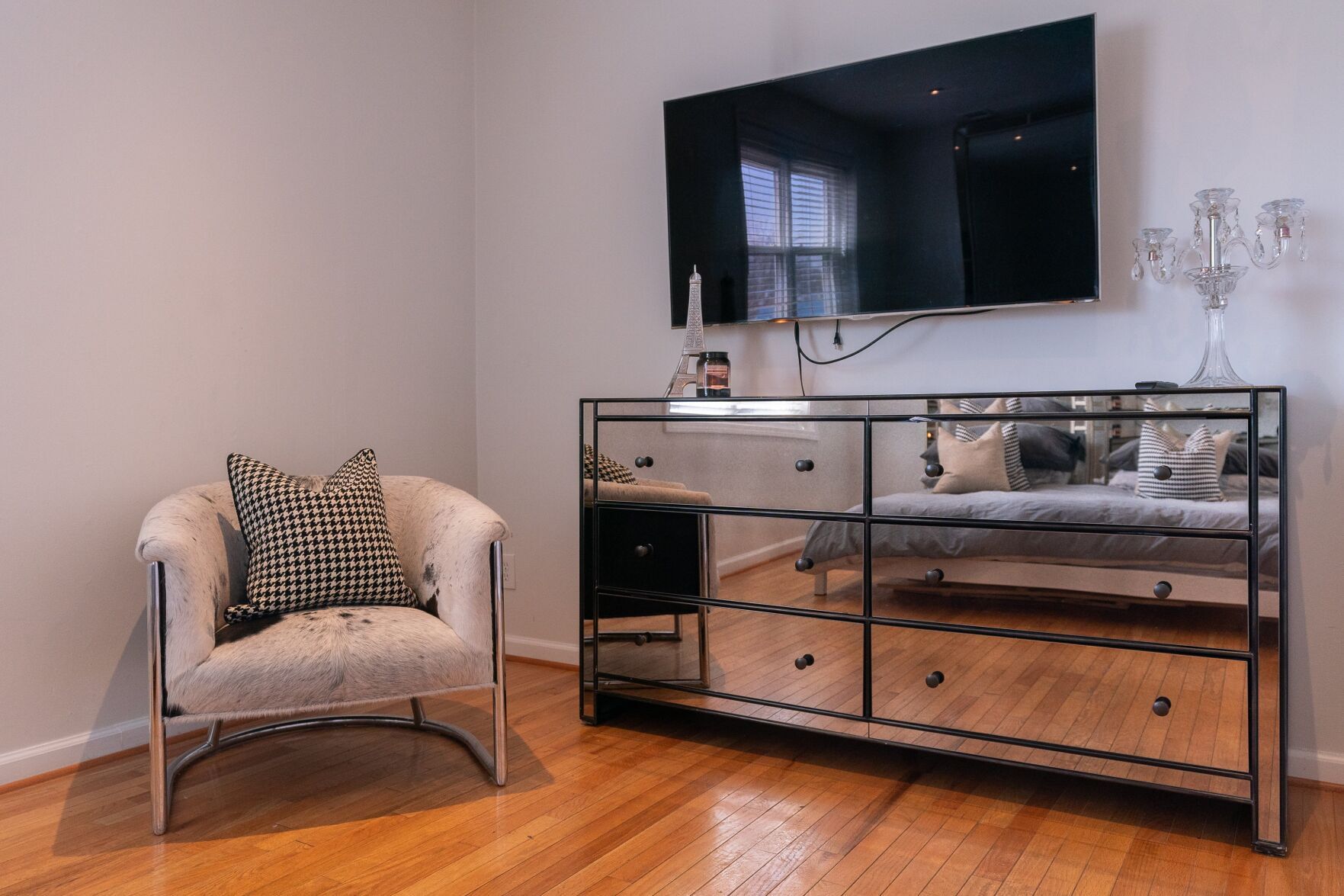 At Home with Jose Gomez